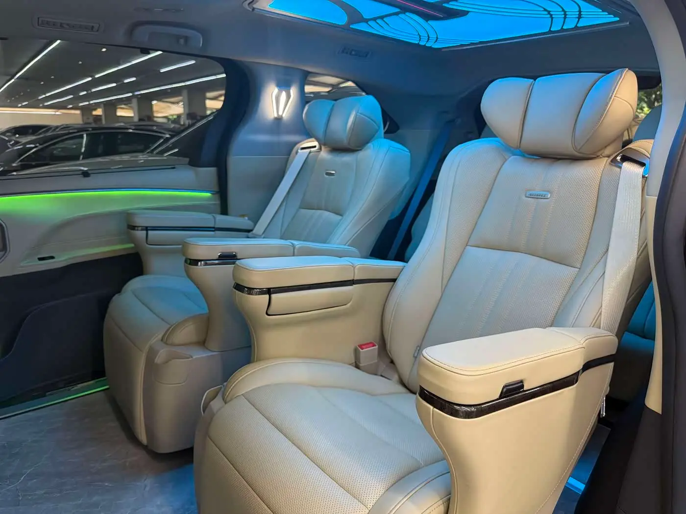 Toyota Sienna 2024 — Photo 10/20