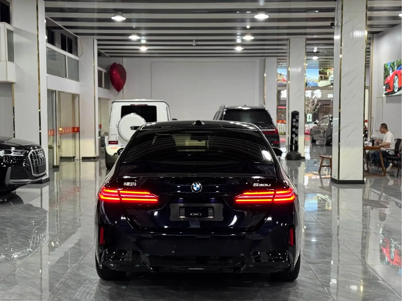 BMW 5 Series 2026 — Photo 13/14