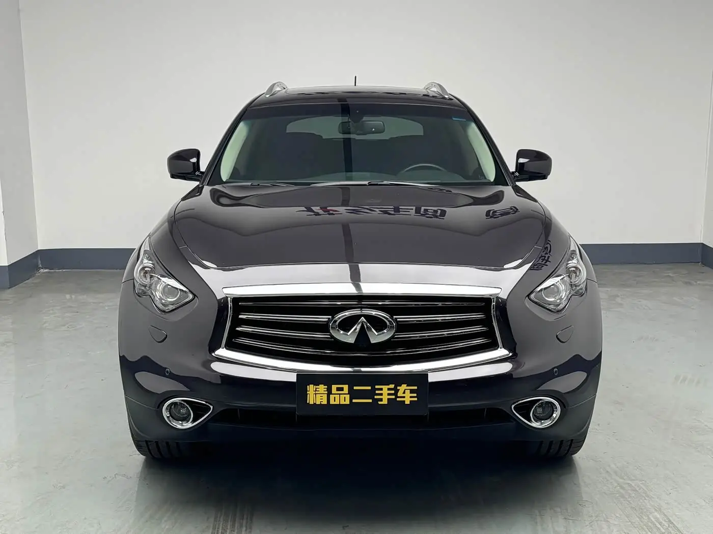 Infiniti QX70 2014 — Photo 3/18