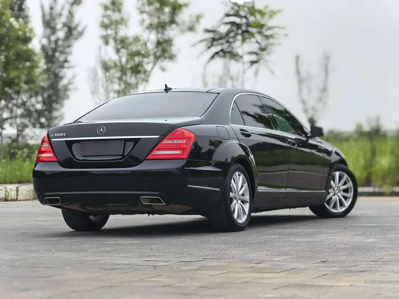 Mercedes-Benz S-Class 2012 — Photo 5/20
