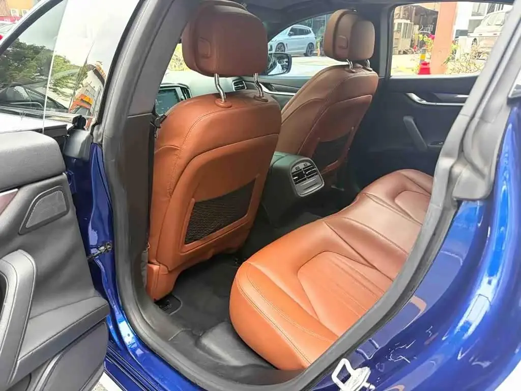 Maserati Ghibli 2016 — Photo 5/13