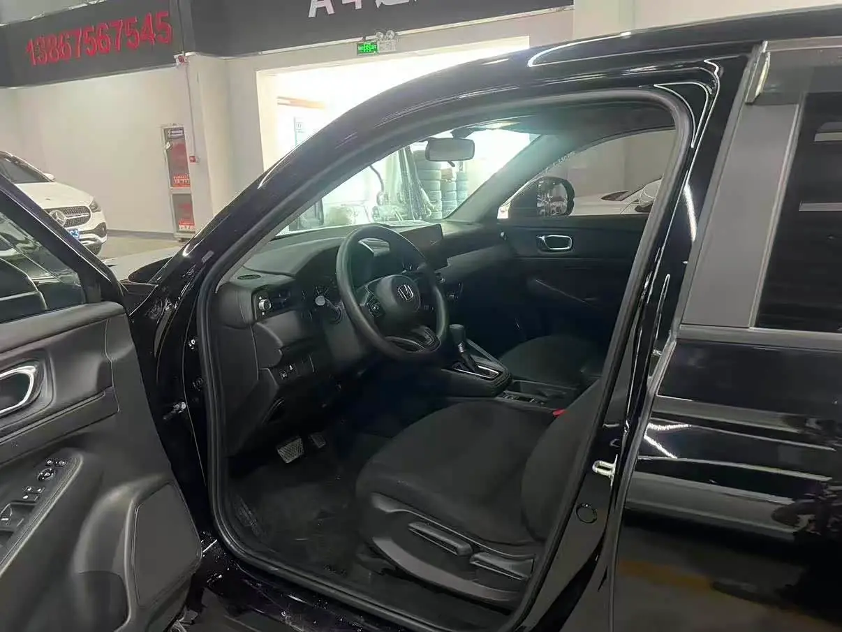 Honda Vezel 2023 — Фото 4/10