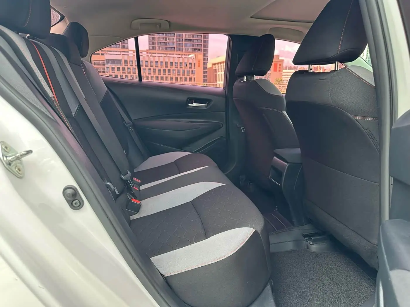 Toyota Corolla 2022 — Photo 19/20