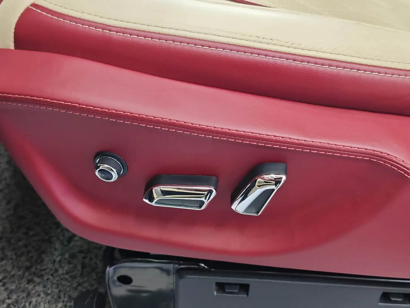 Mercedes-Benz Vito 2022 — Photo 13/20