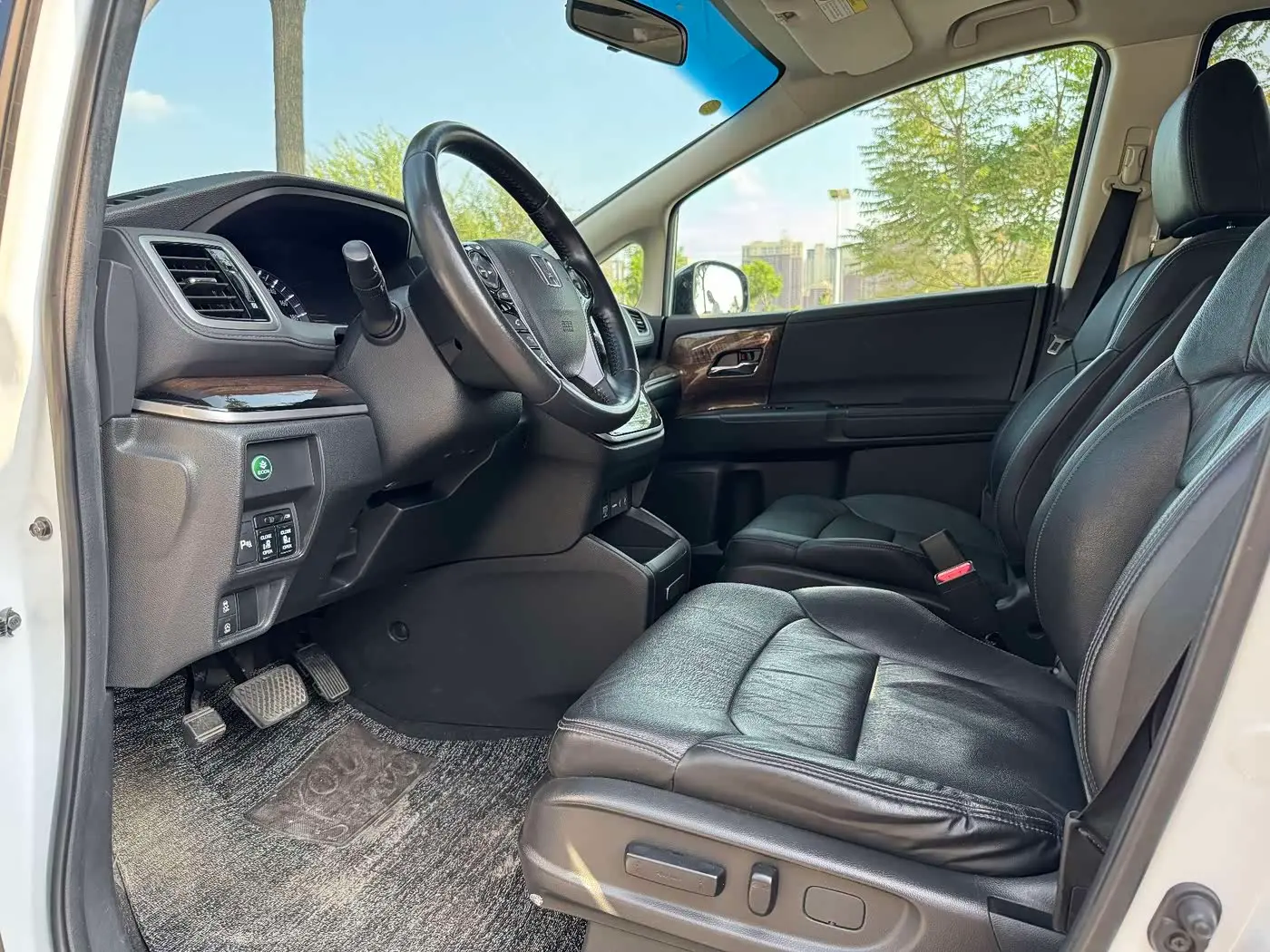 Honda Odyssey 2018 — Фото 7/14