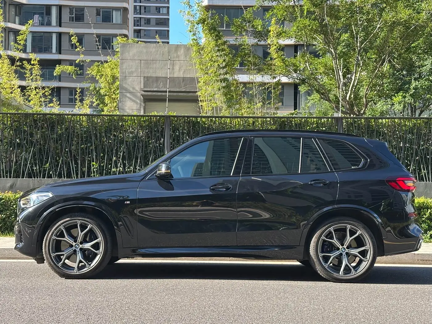 BMW X5 2020 — Photo 17/17