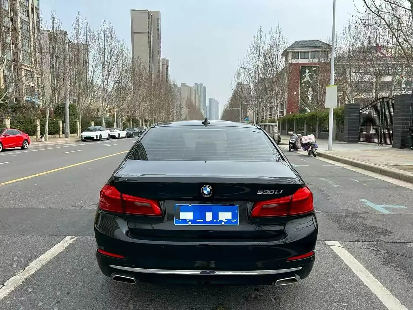 BMW 5 Series 2020 — Photo 8/9