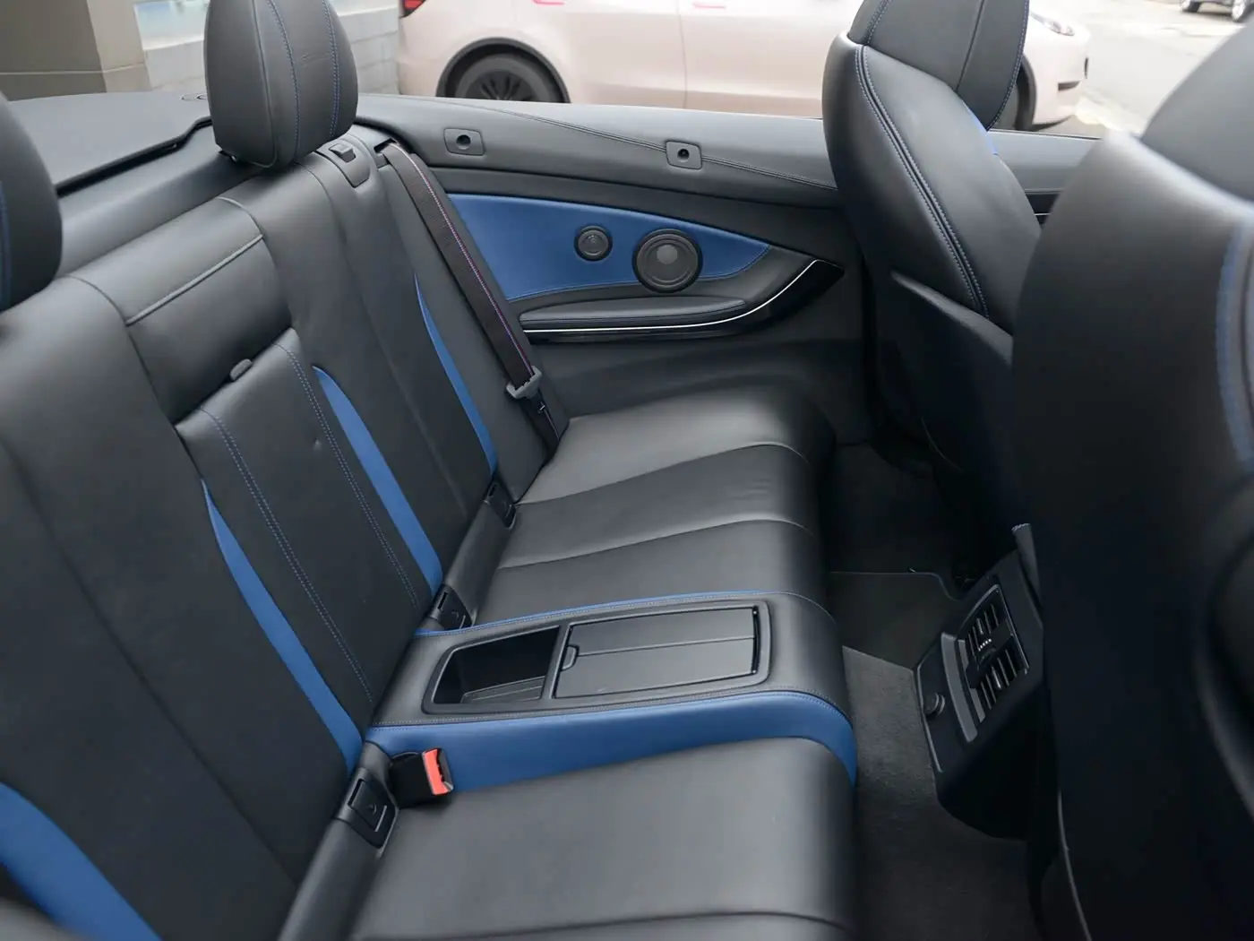 BMW M4 2020 — Photo 6/15