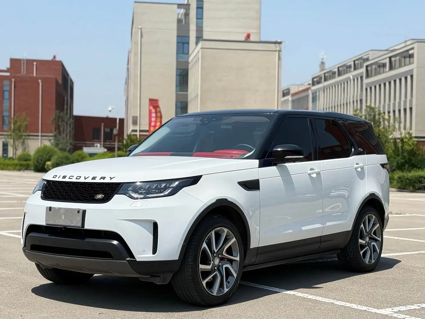 Land Rover Discovery 2019 — Şəkil 1/12