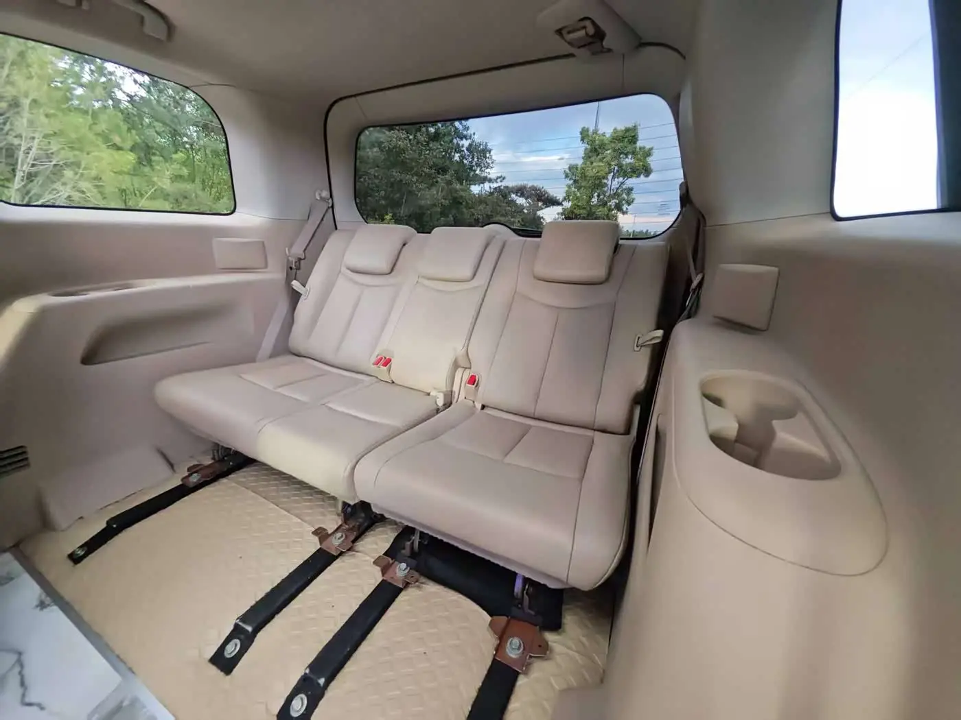 Nissan Quest 2017 — Şəkil 11/11