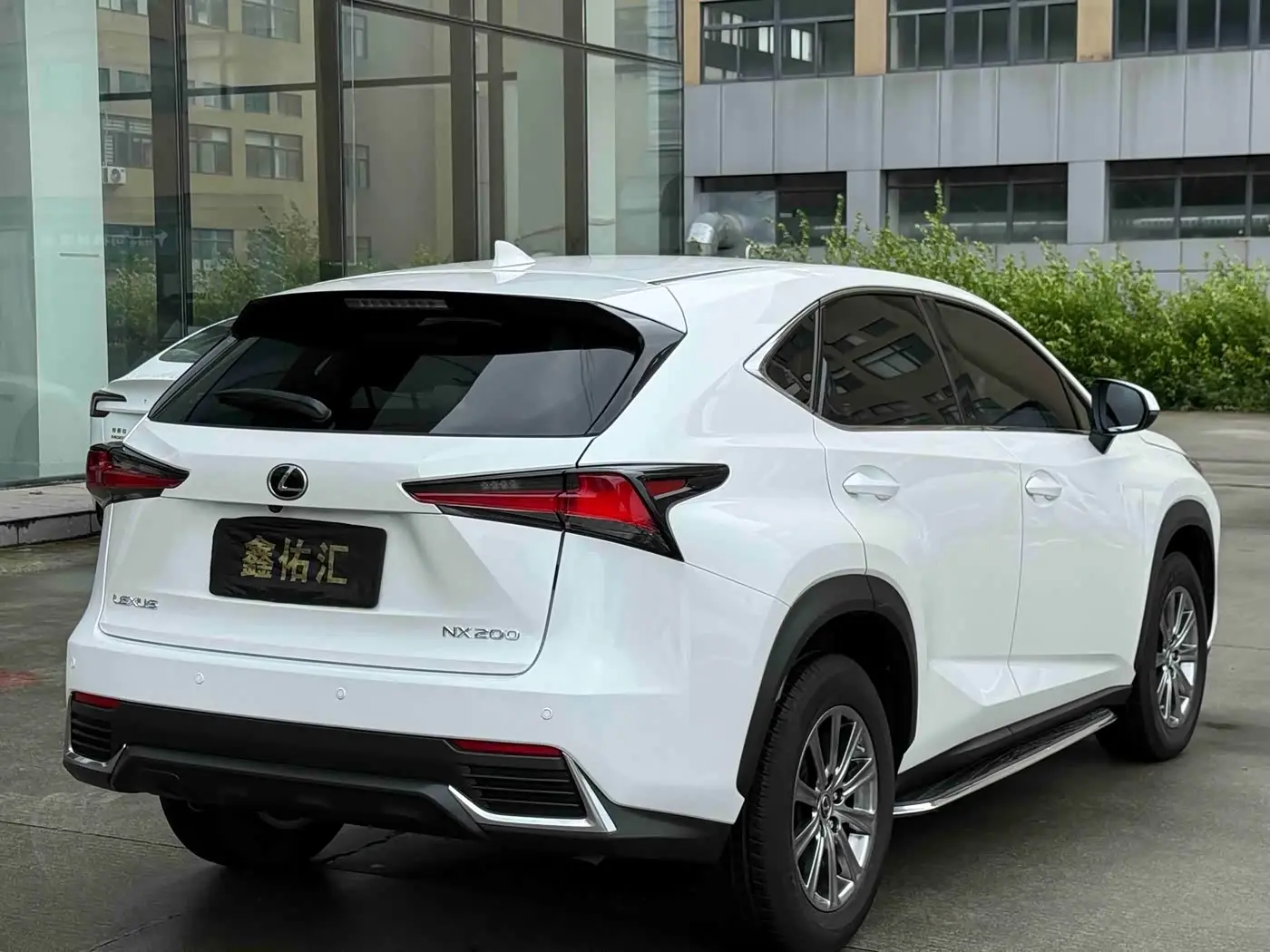 Lexus NX 2021 — Şəkil 8/9