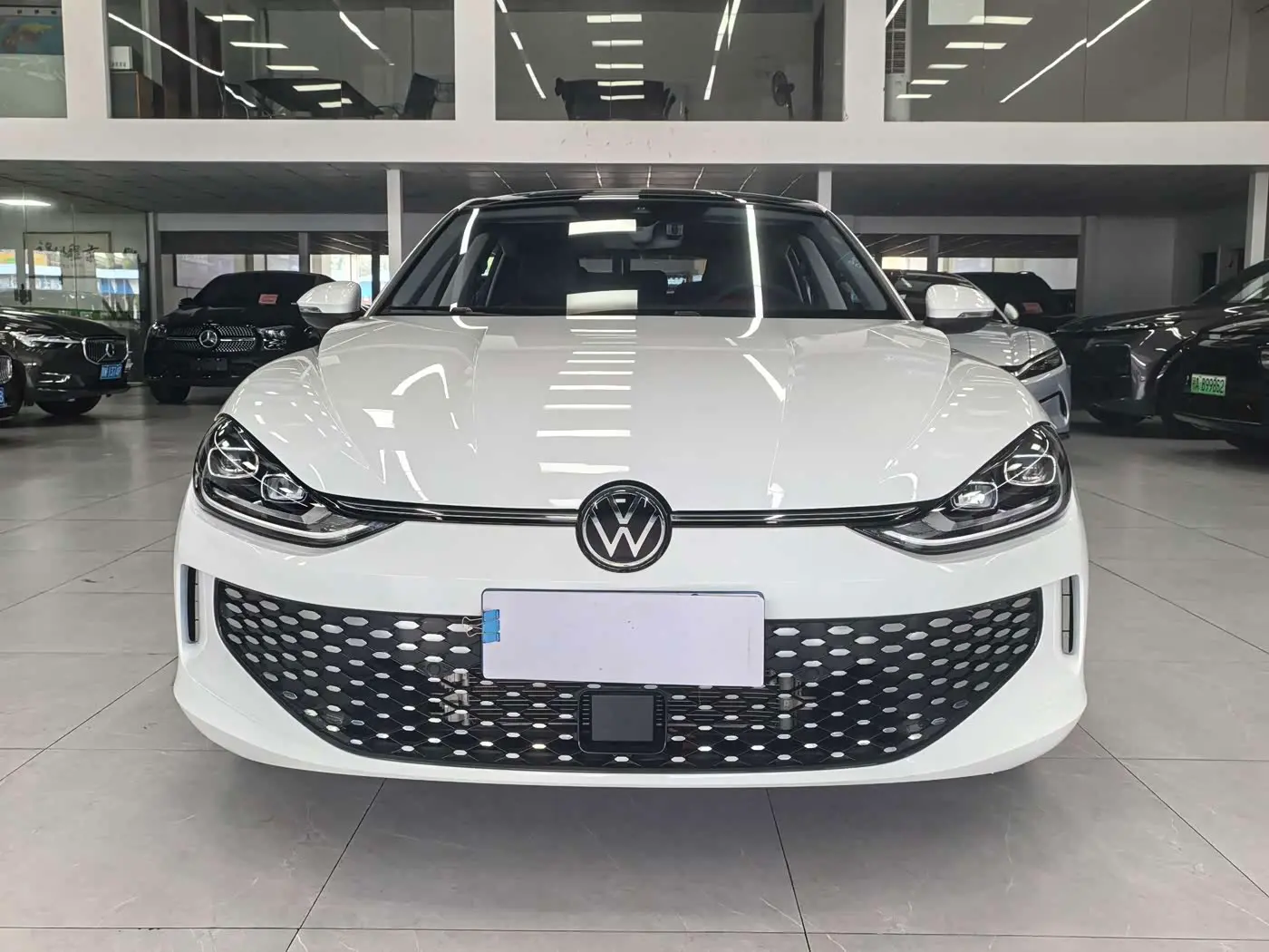 Volkswagen Lamando 2024 — Photo 2/19