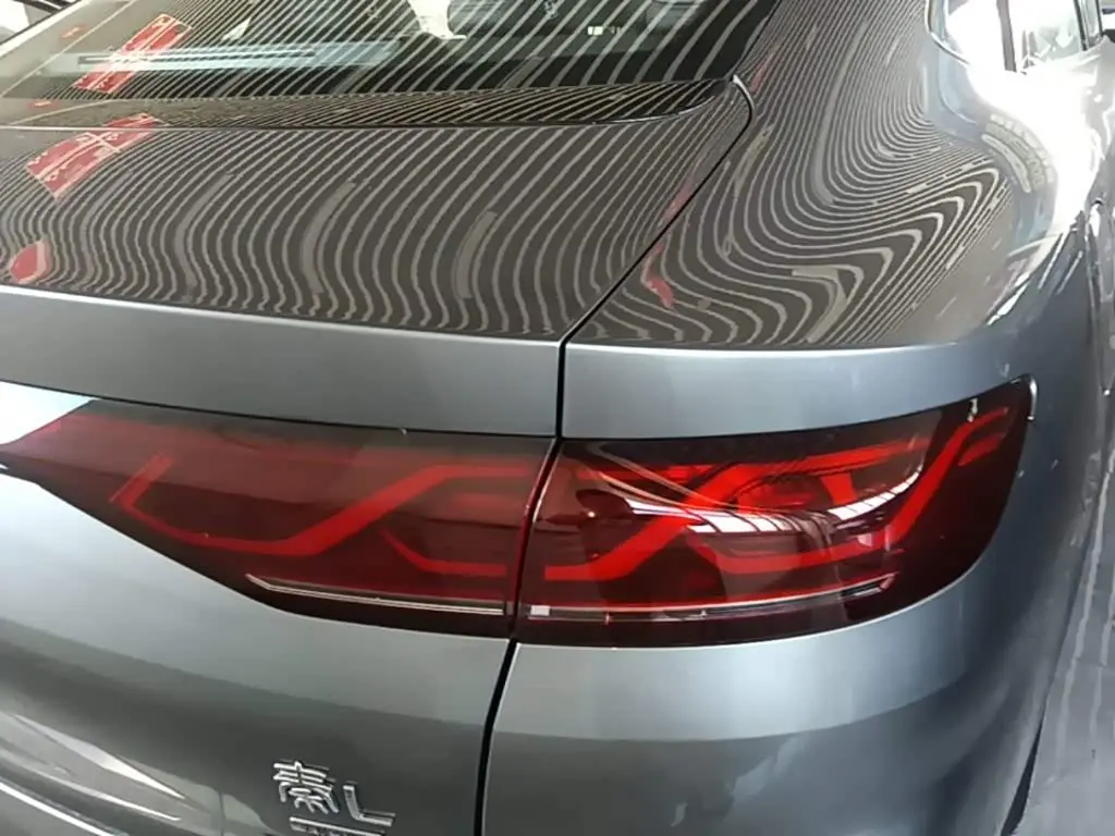 BYD Qin L 2025 — Фото 8/20