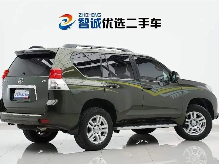 Toyota Prado 2011 — Photo 4/20