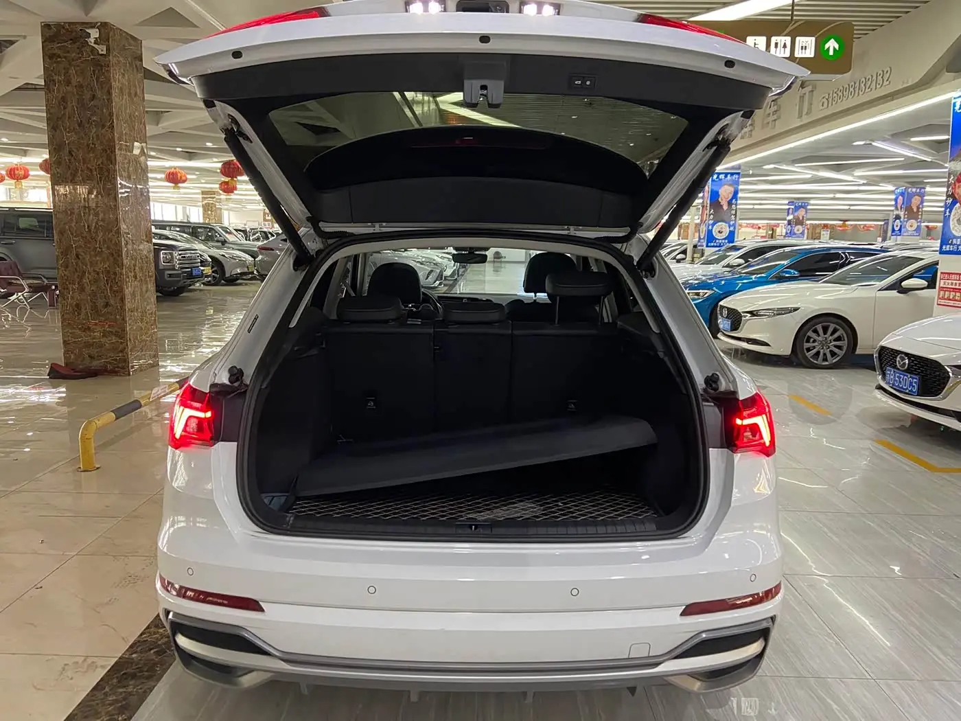 Audi Q3 2023 — Şəkil 12/20