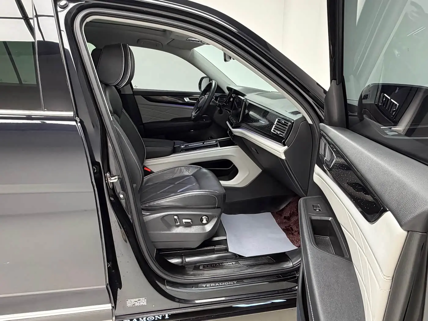 Volkswagen Teramont 2024 — Şəkil 11/17