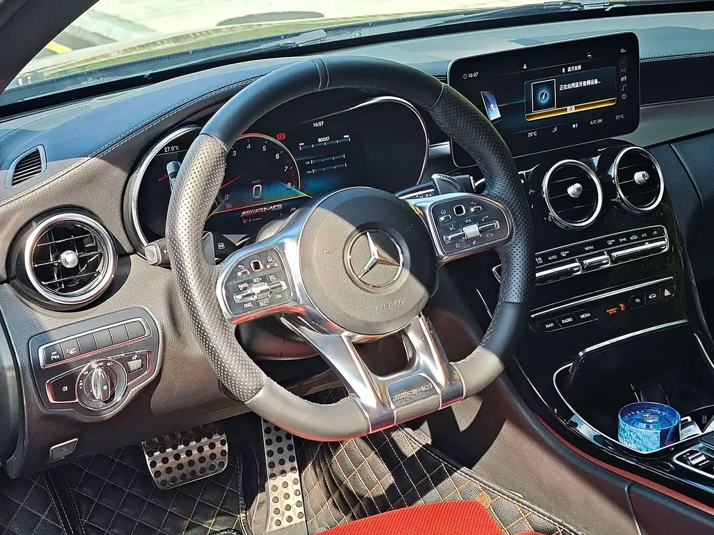 Mercedes-Benz C-Class AMG 2021 — Photo 6/7