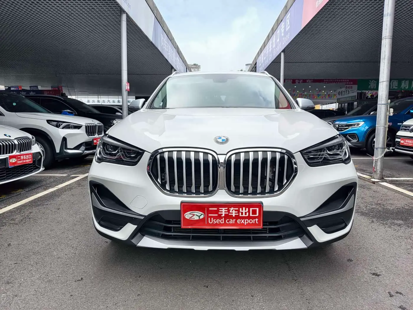 BMW X1 2022 — Photo 2/18