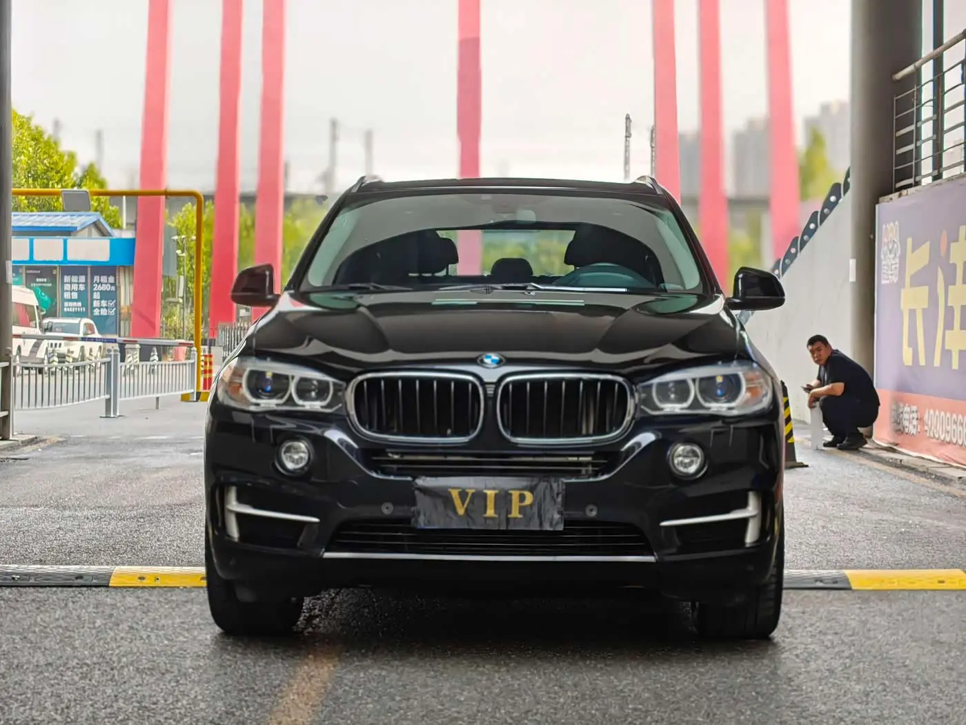 BMW X5 2015 — Фото 1/8
