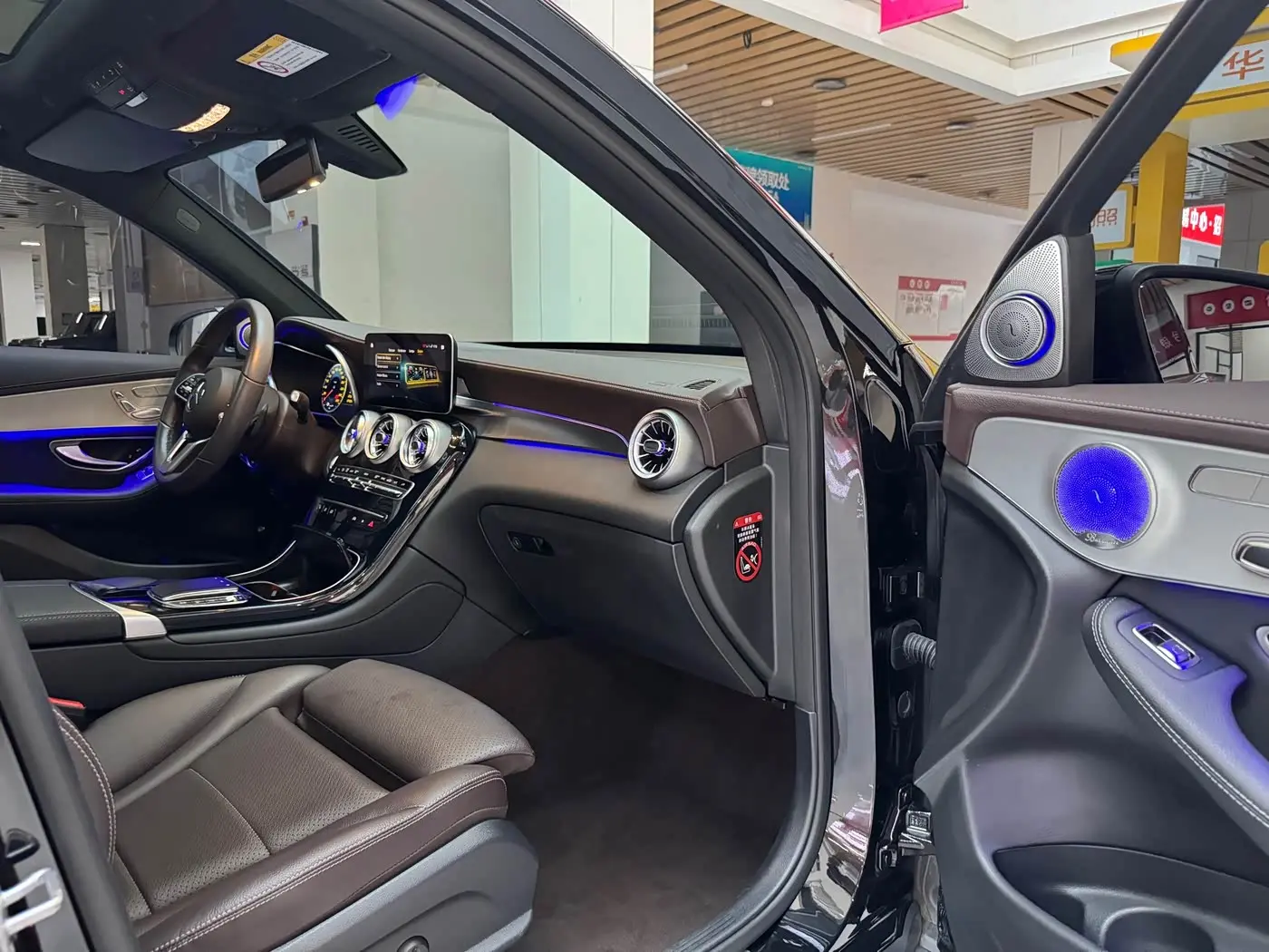 Mercedes-Benz GLC 2022 — Фото 16/20