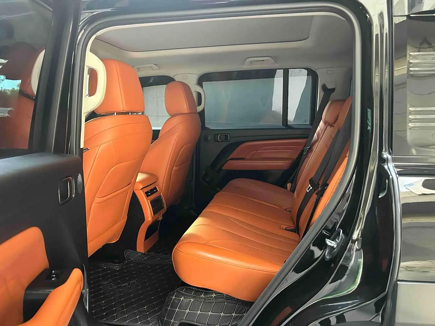 Haval H9 2025 — Photo 9/18