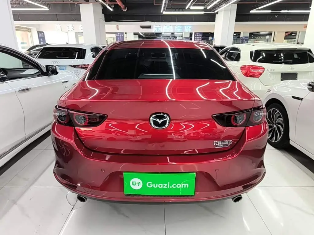 Mazda Mazda3 Axela 2023 — Photo 4/20