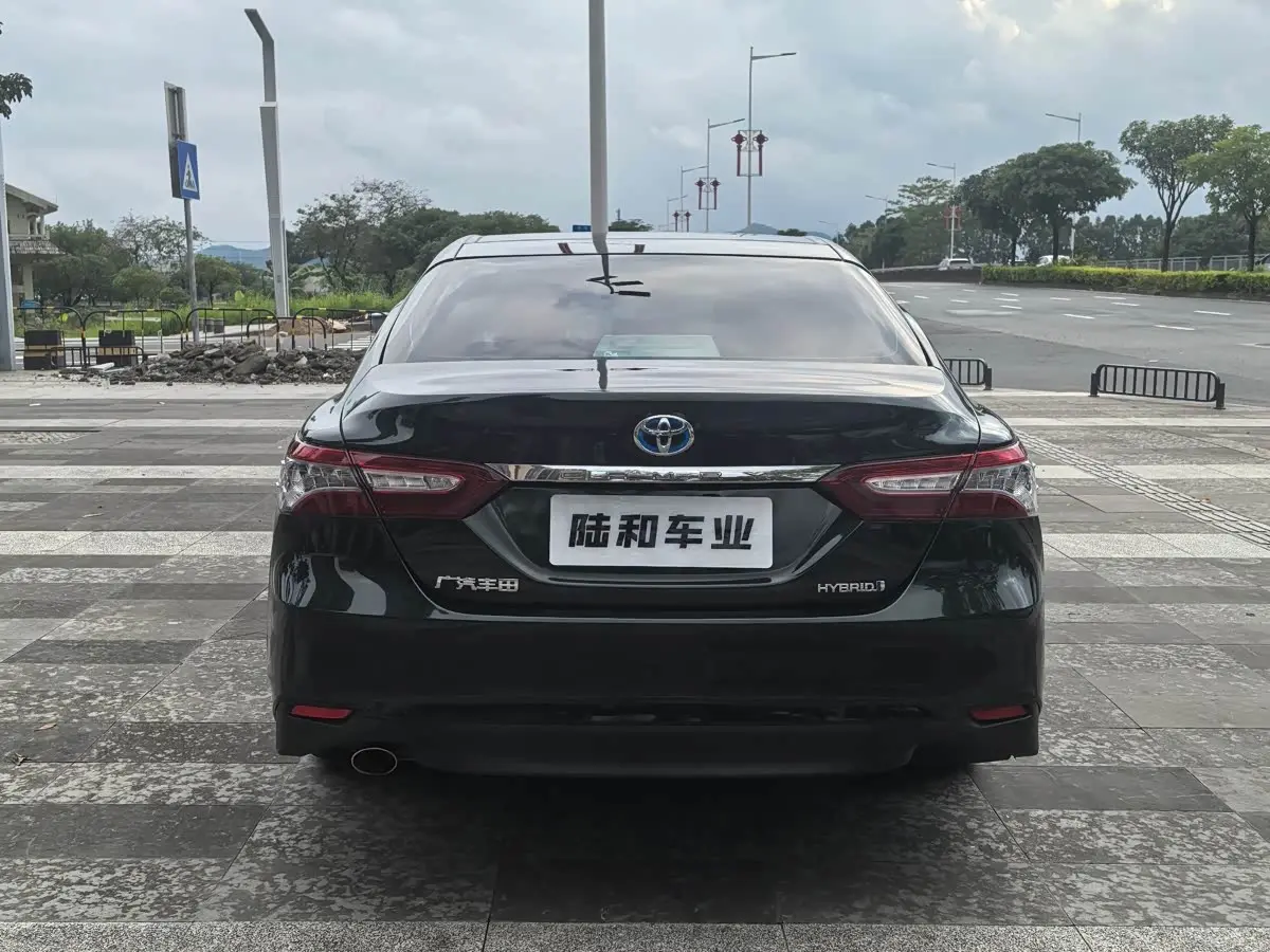 Toyota Camry 2020 — Şəkil 3/14