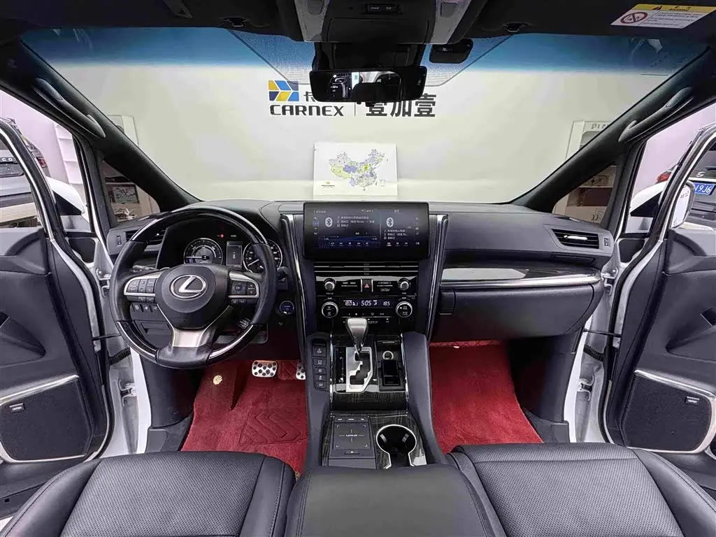 Lexus LM 2022 — Photo 11/20