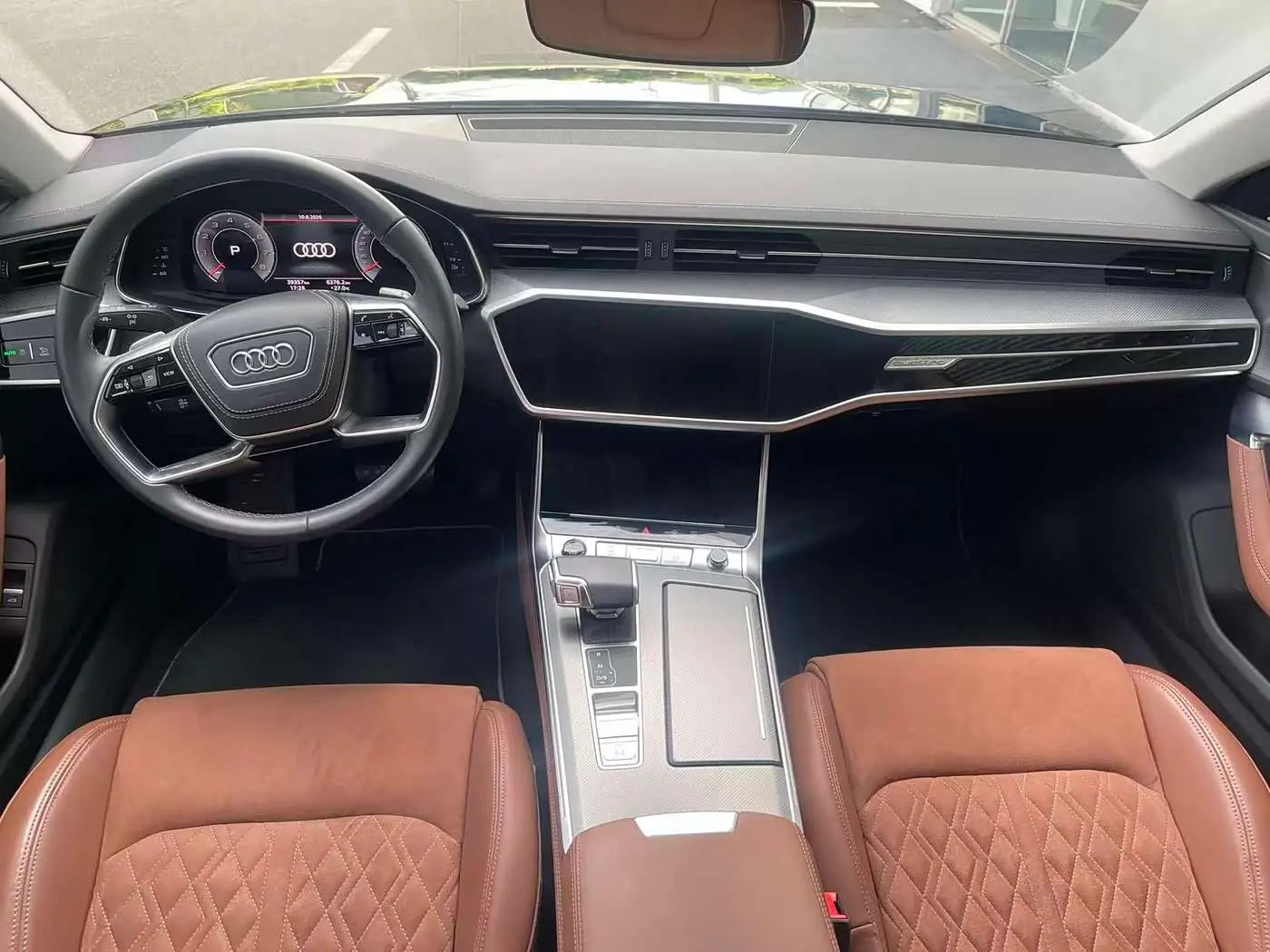 Audi A7L 2024 — Şəkil 6/10