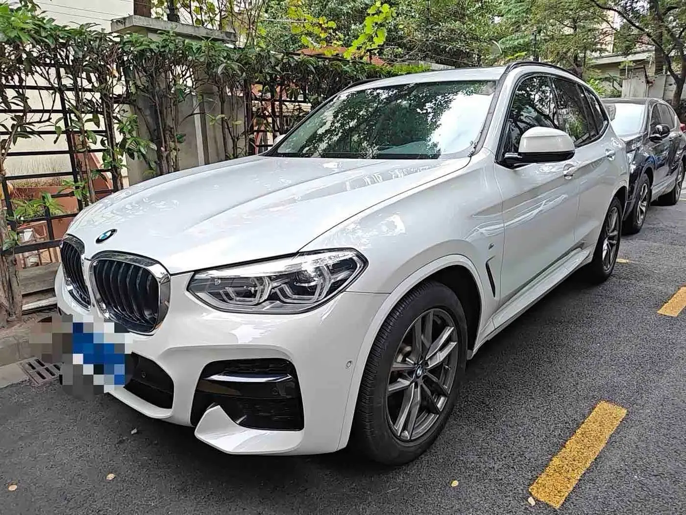 BMW X3 2020 — Фото 1/6