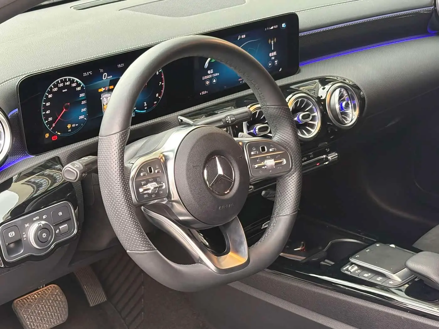 Mercedes-Benz A-Class 2021 — Фото 8/18