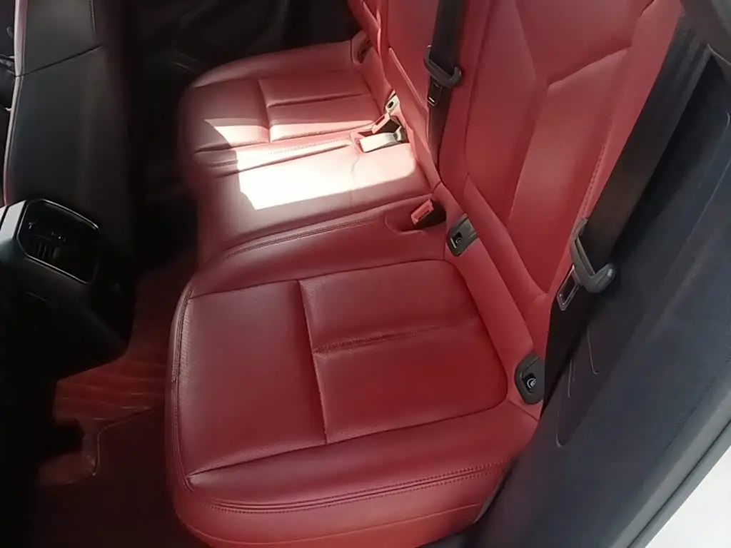 Porsche Macan 2019 — Şəkil 17/20