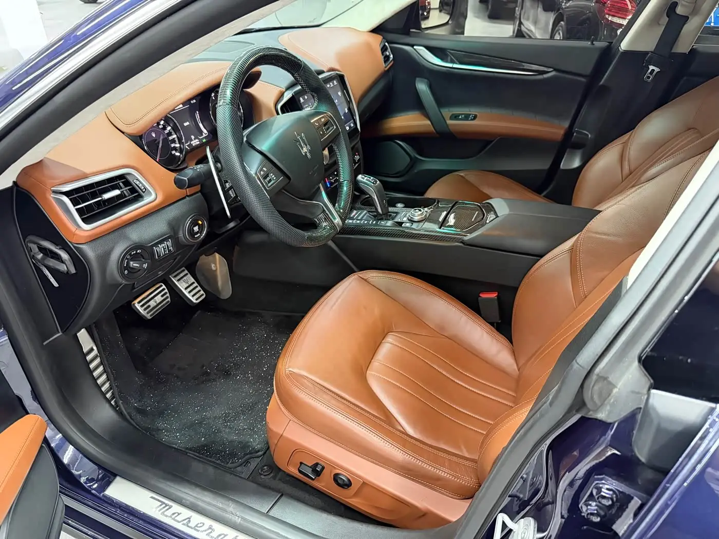 Maserati Ghibli 2015 — Şəkil 7/14