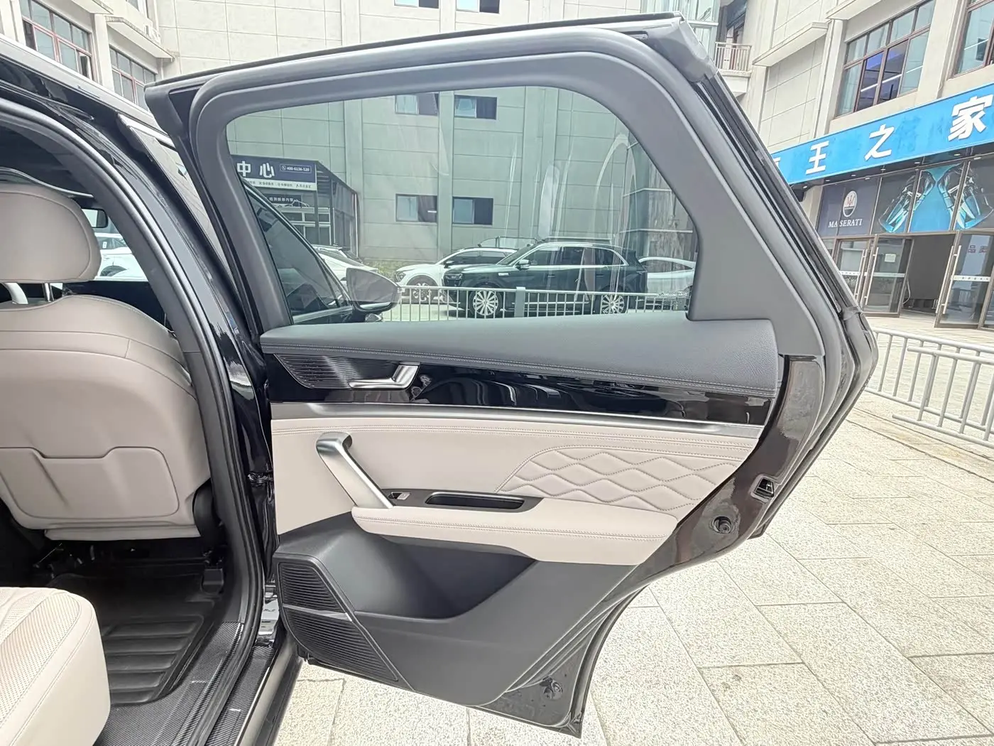 BYD Tang New Energy 2024 — Photo 7/19