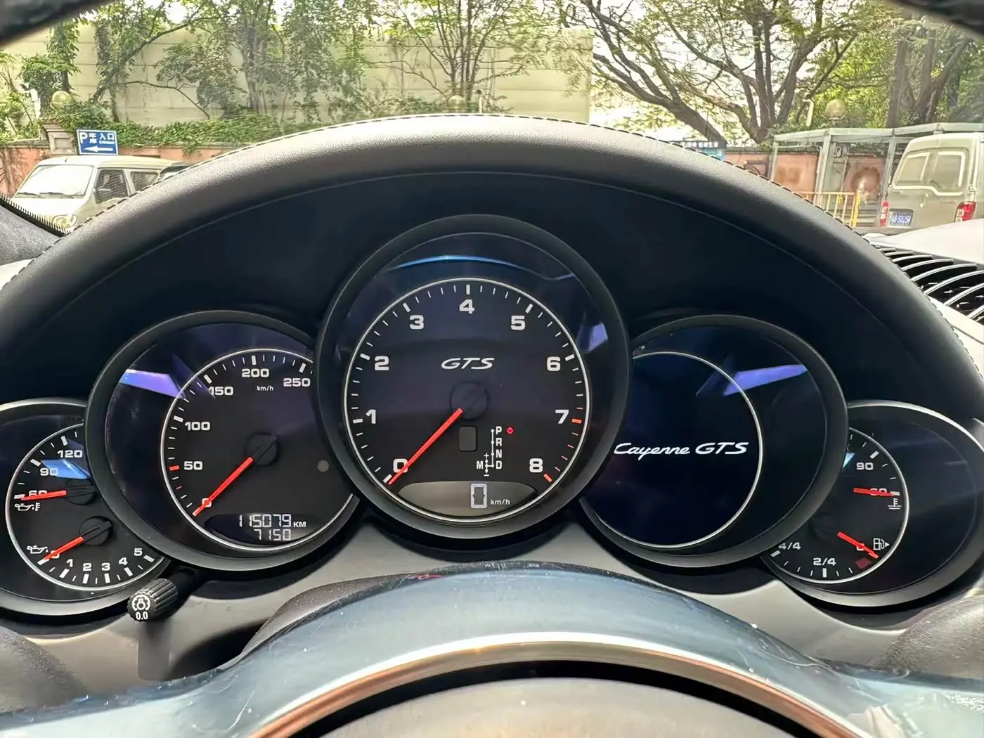 Porsche Cayenne 2016 — Photo 19/20