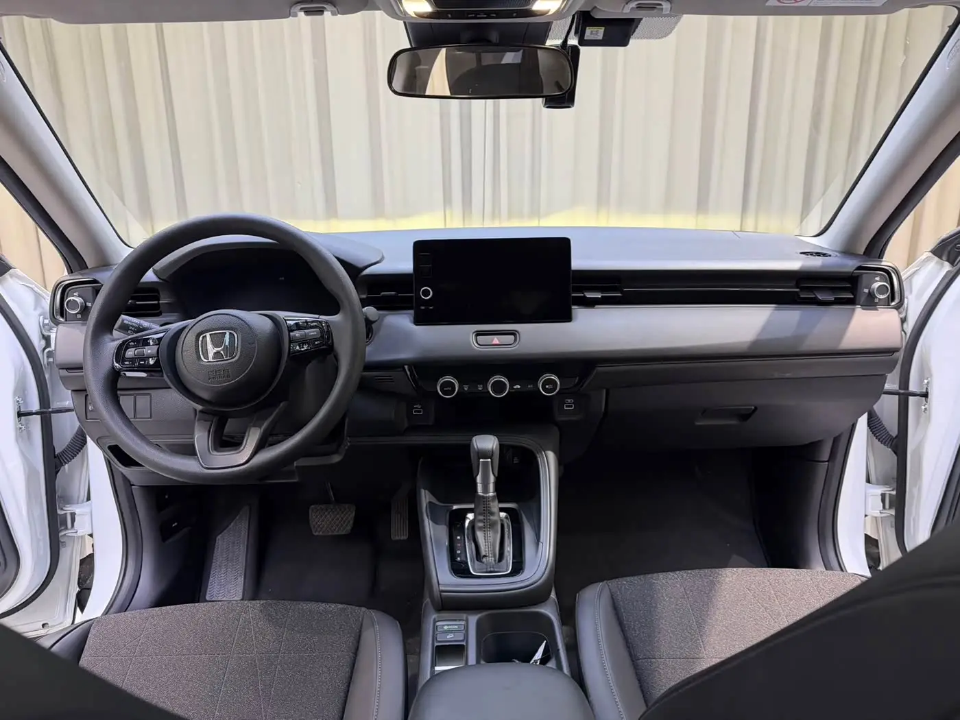 Honda Vezel 2024 — Şəkil 11/17