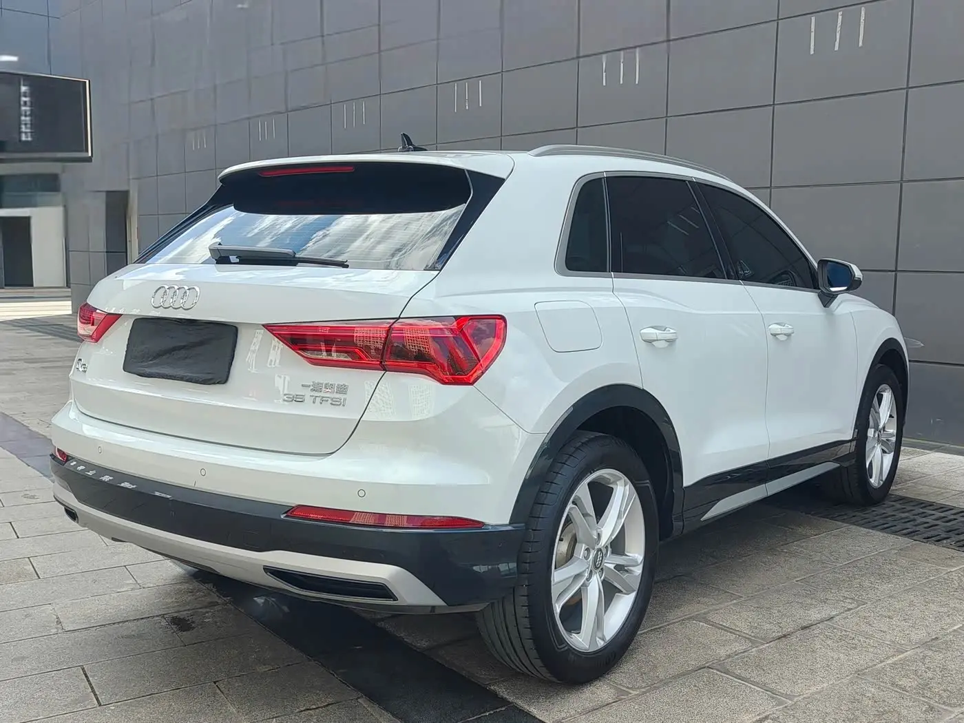 Audi Q3 2019 — Фото 6/9