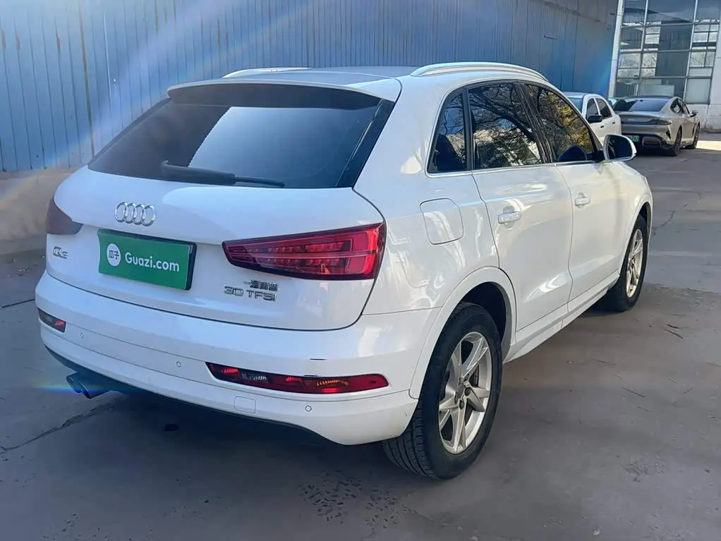 Audi Q3 2018 — Şəkil 5/11