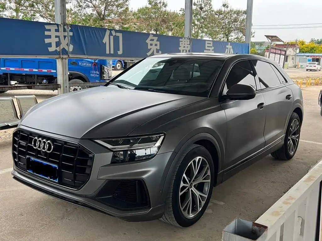 Audi Q8 2021 — Фото 3/9