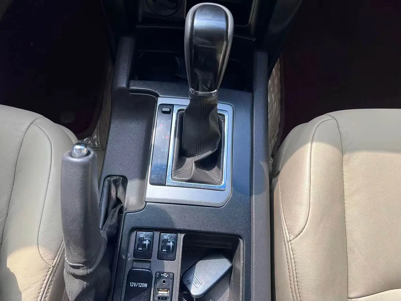 Toyota Prado 2017 — Фото 17/17