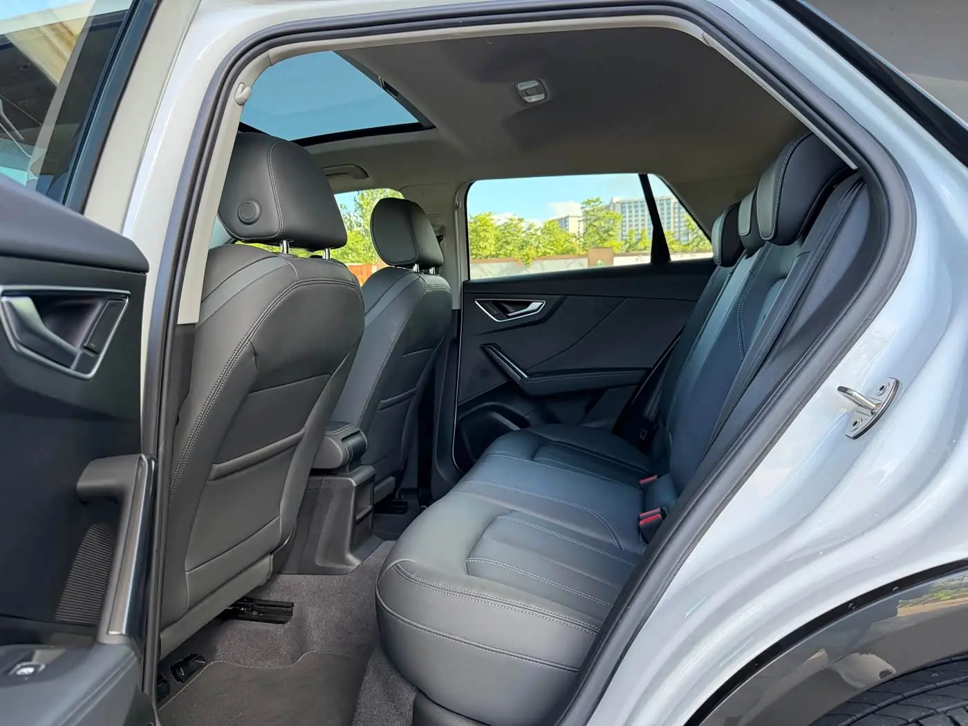 Audi Q2L 2022 — Photo 10/19