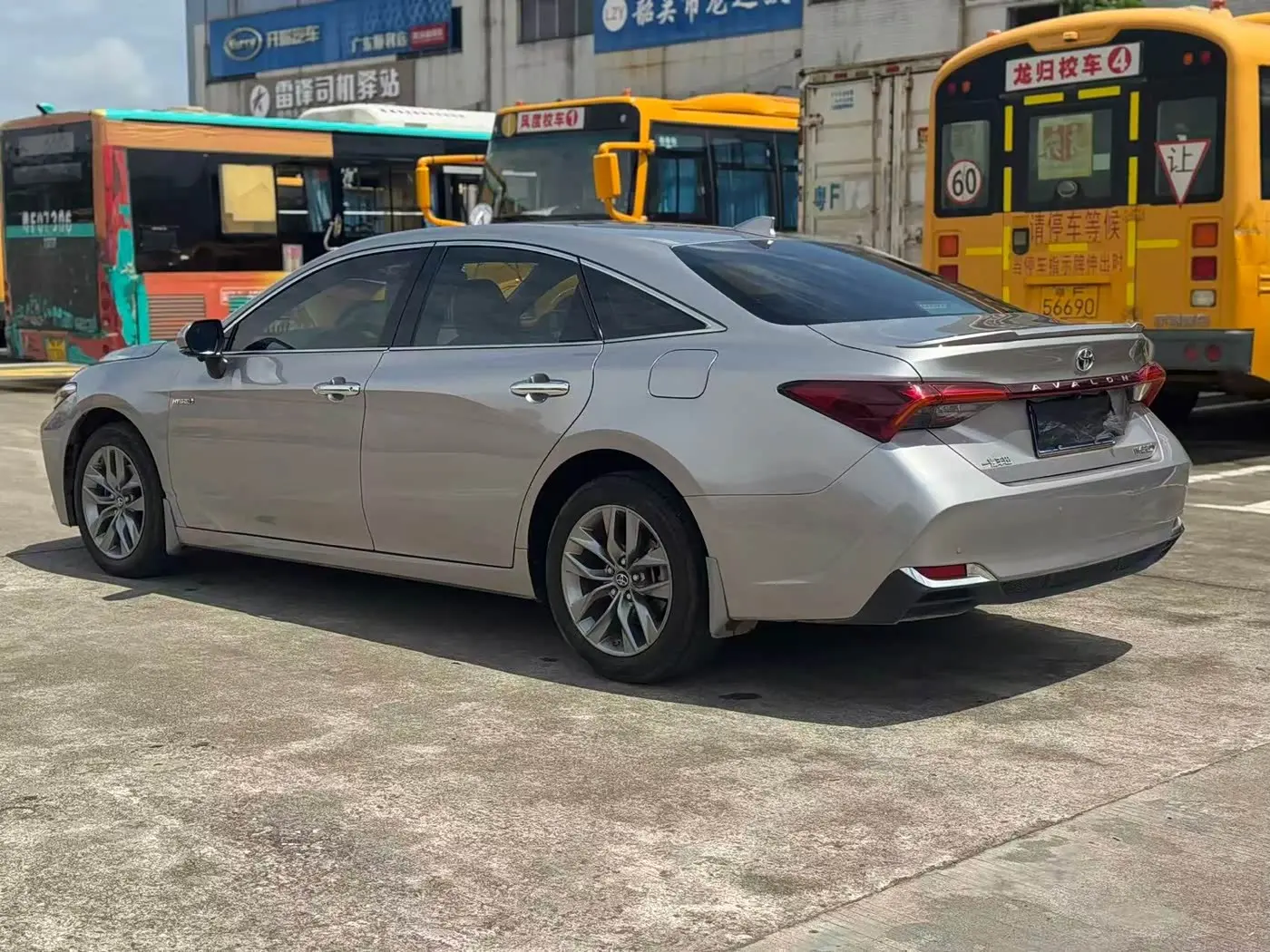 Toyota Avalon 2022 — Şəkil 9/9