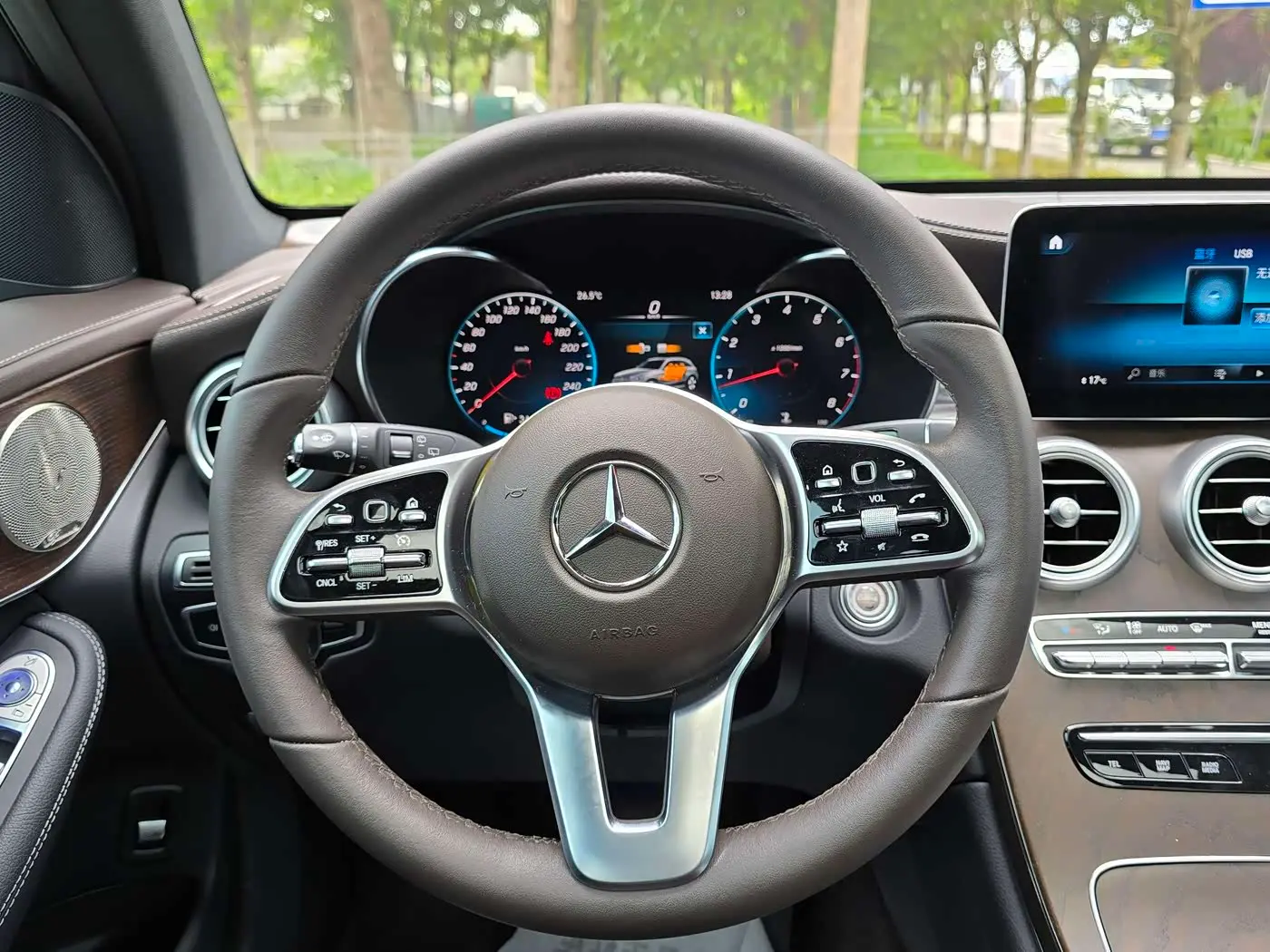 Mercedes-Benz GLC 2023 — Şəkil 11/20