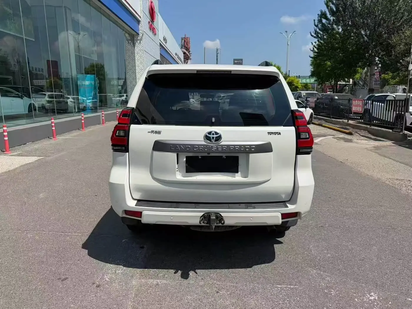 Toyota Prado 2019 — Photo 9/9