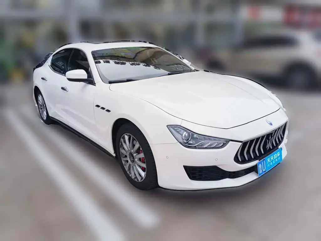 Maserati Ghibli 2018 — Şəkil 3/15