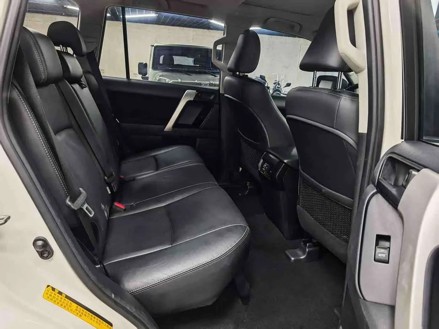 Toyota Prado 2017 — Şəkil 6/10