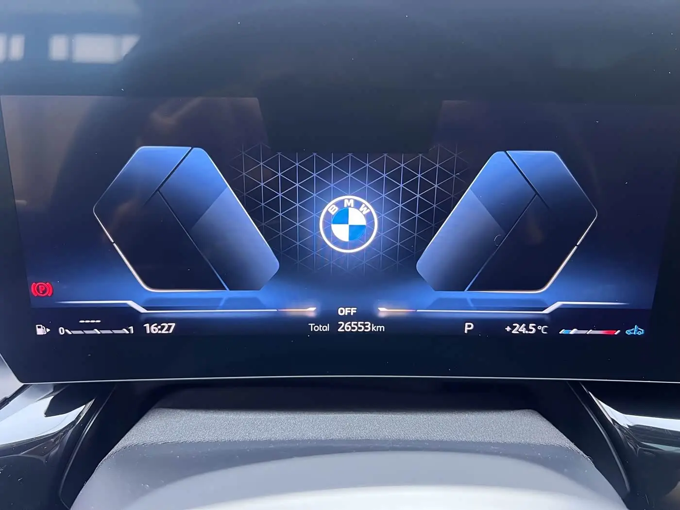 BMW X1 2024 — Photo 11/20