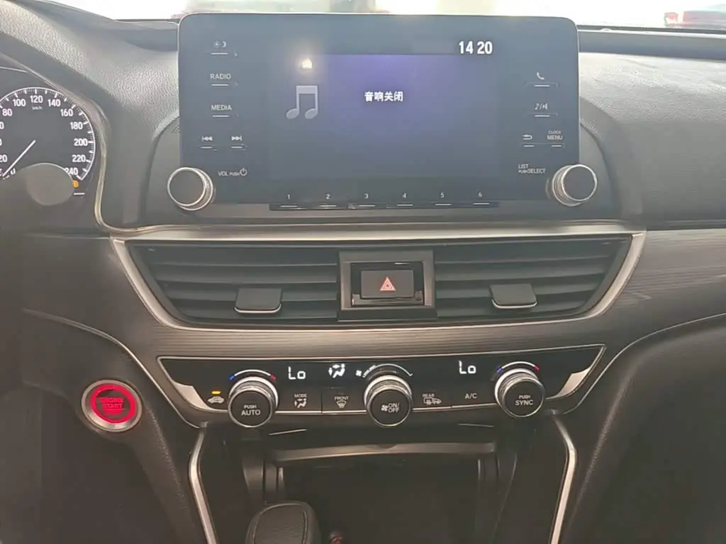 Honda Accord 2019 — Фото 13/20