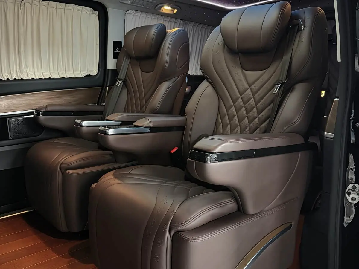 Mercedes-Benz V-Class 2022 — Şəkil 12/17