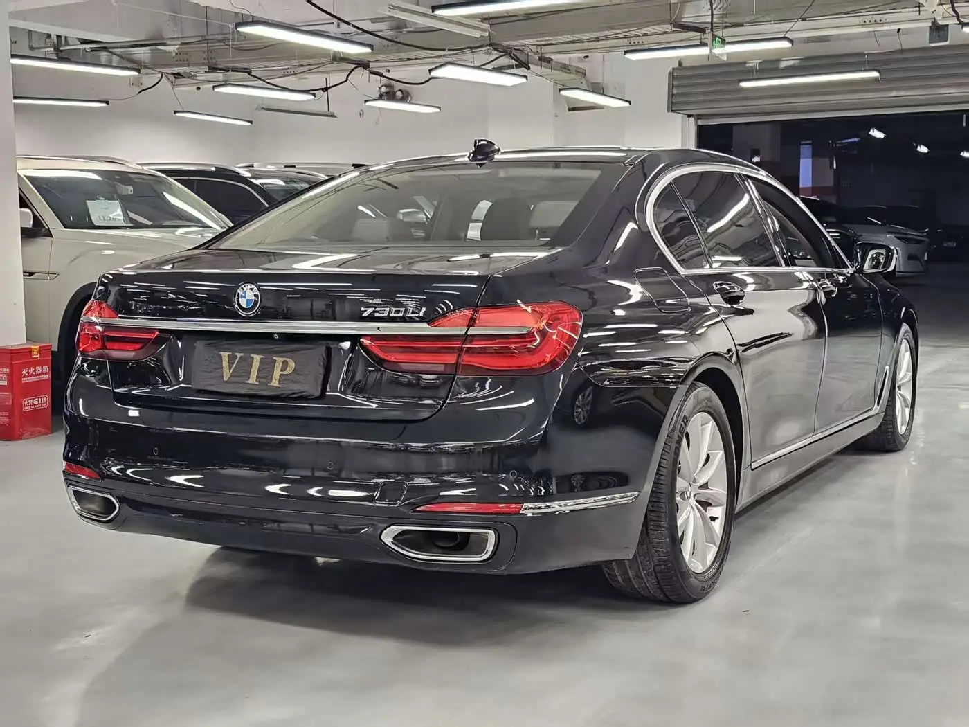 BMW 7 Series 2017 — Şəkil 6/19